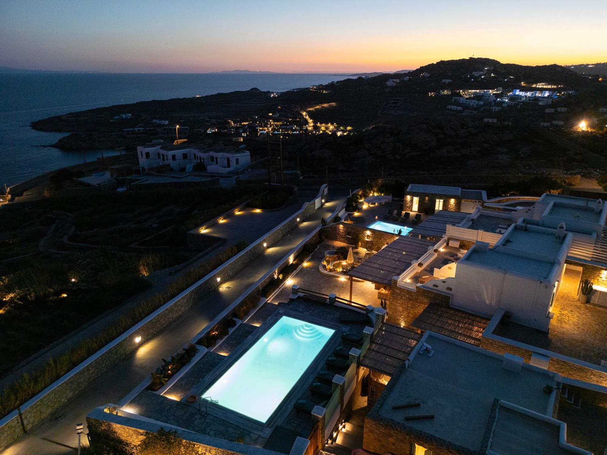 Mando Pool Villas W Sea Views - Five Bedrooms Super Paradise Beach  Buitenkant foto