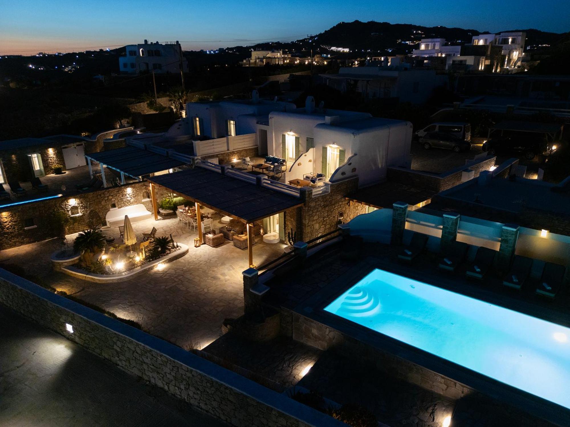Mando Pool Villas W Sea Views - Five Bedrooms Super Paradise Beach  Buitenkant foto